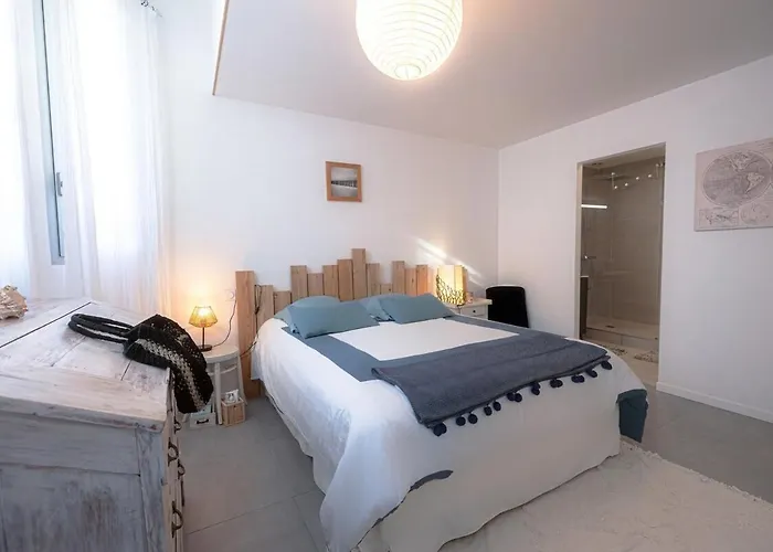 Vakantiehuis A Nouste A *