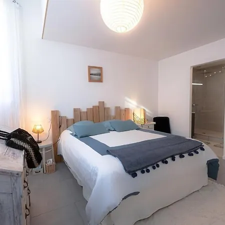 Ferienhaus A Nouste A *